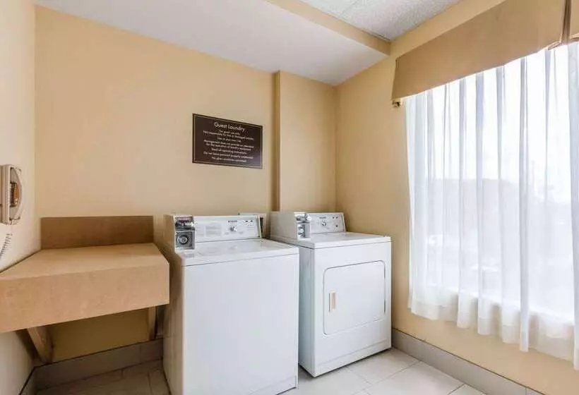 酒店 Comfort Suites