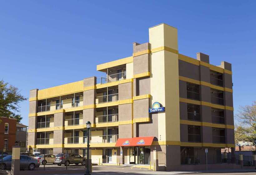 فندق Days Inn By Wyndham Denver Downtown