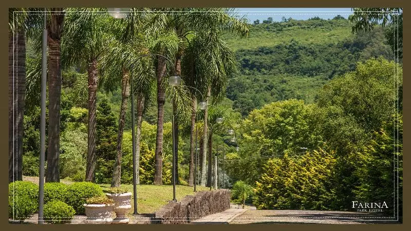 בית מלון כפרי Farina Park