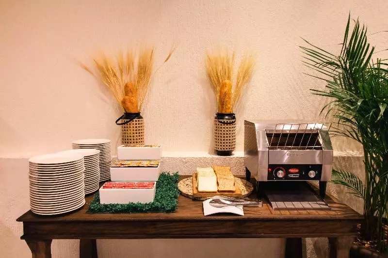 호텔 Guadalajara Plaza Expo