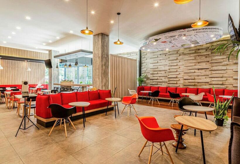 בית מלון כפרי Ibis Merida