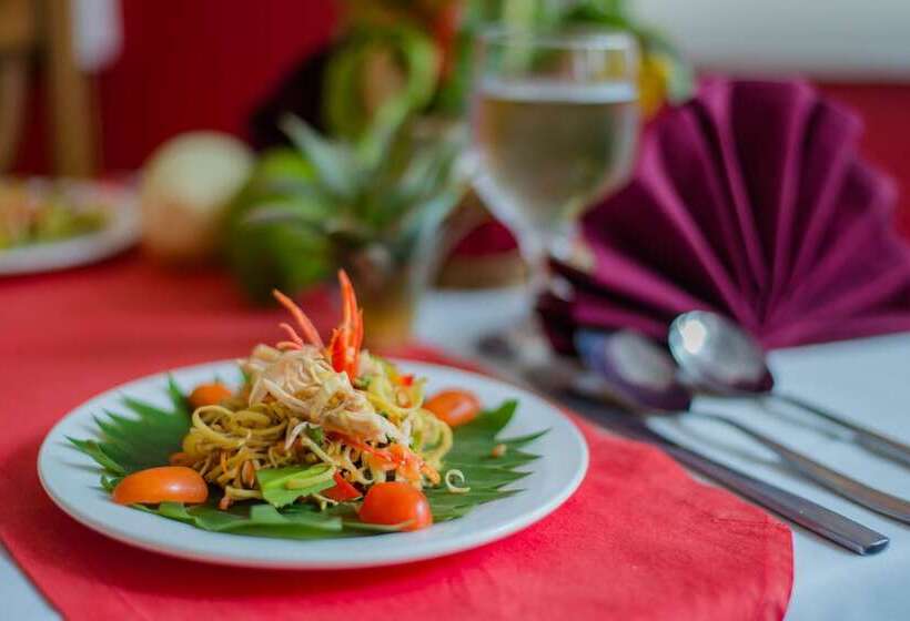 هتل Mekong Angkor Palace