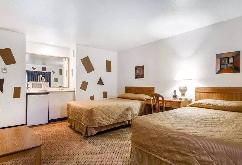 酒店 Rodeway Inn & Suites Madison East