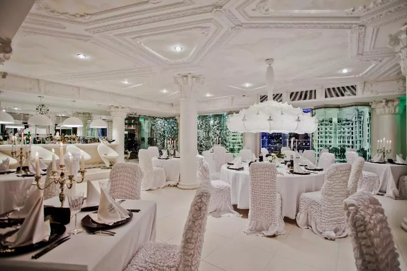 Отель Royal Castle Design & Spa