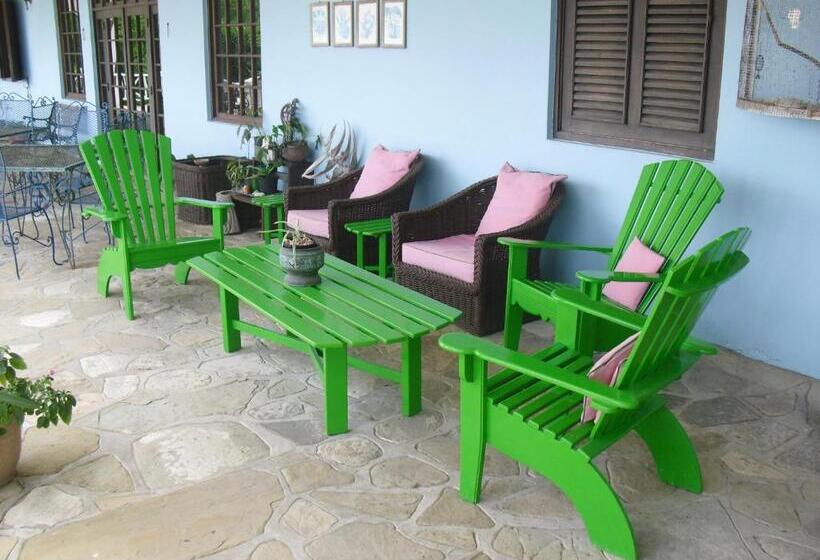 هتل Tamarind Great House