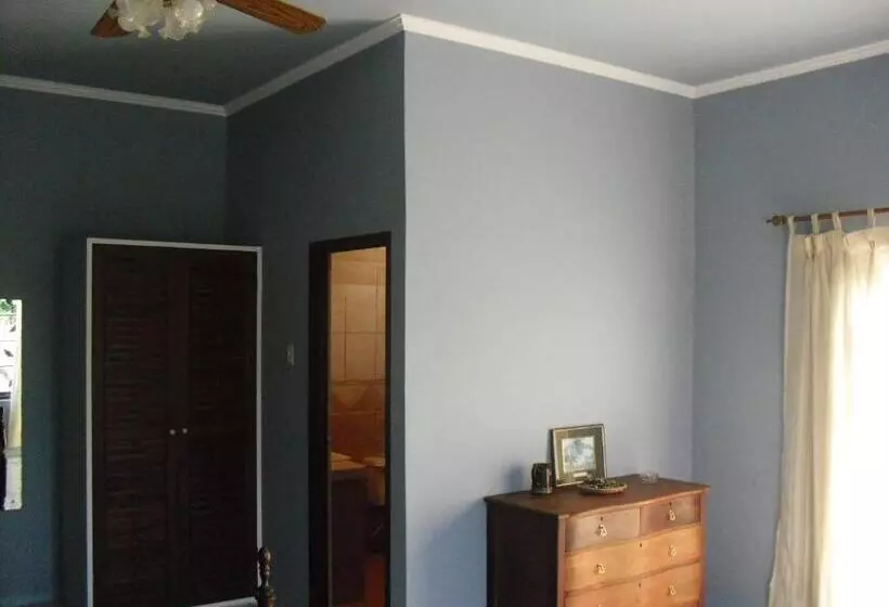 هتل Tamarind Great House