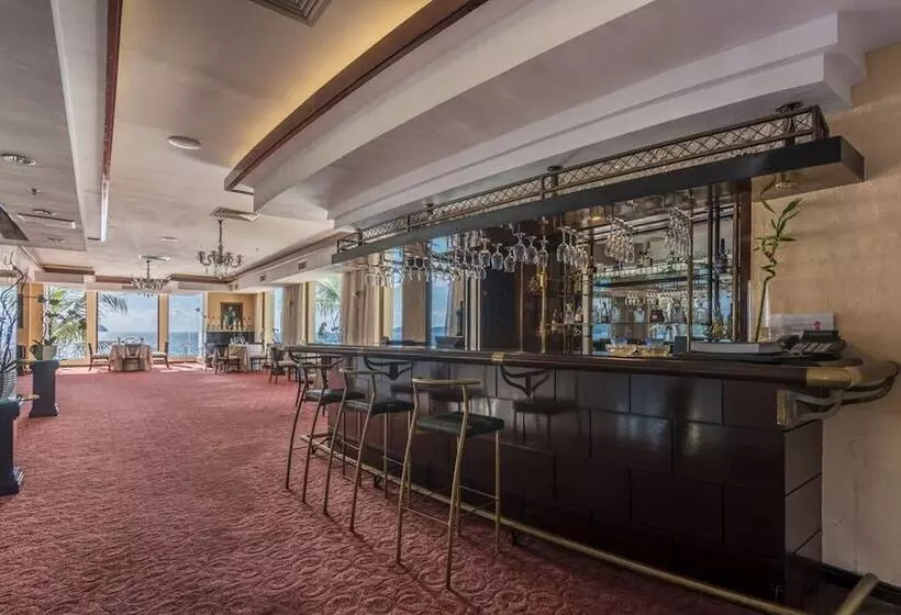 Отель The Magellan Sutera Resort