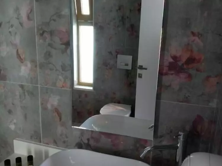 Meropi Hotel & Apartments