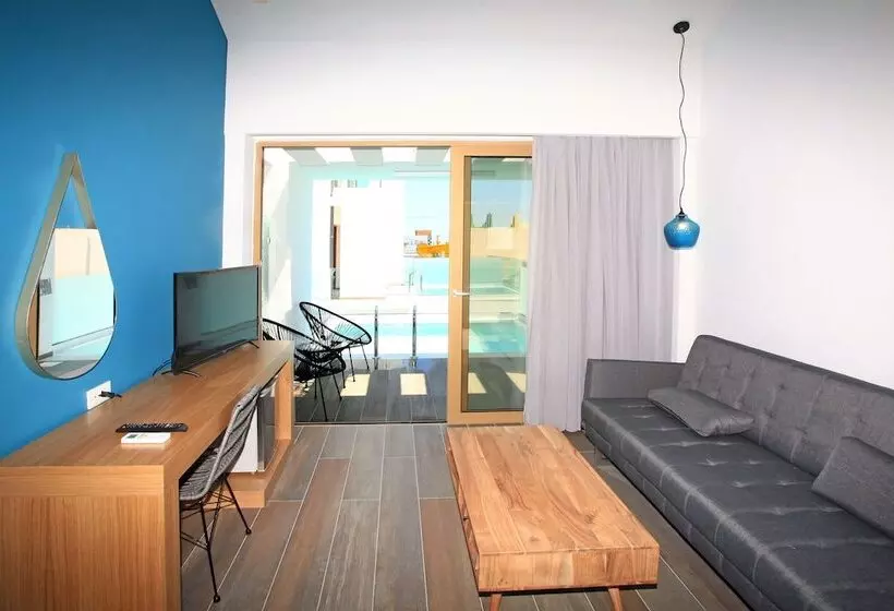 Meropi Hotel & Apartments