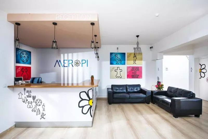 Meropi Hotel & Apartments