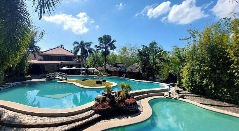 Casa Basilisa Hotel & Resort