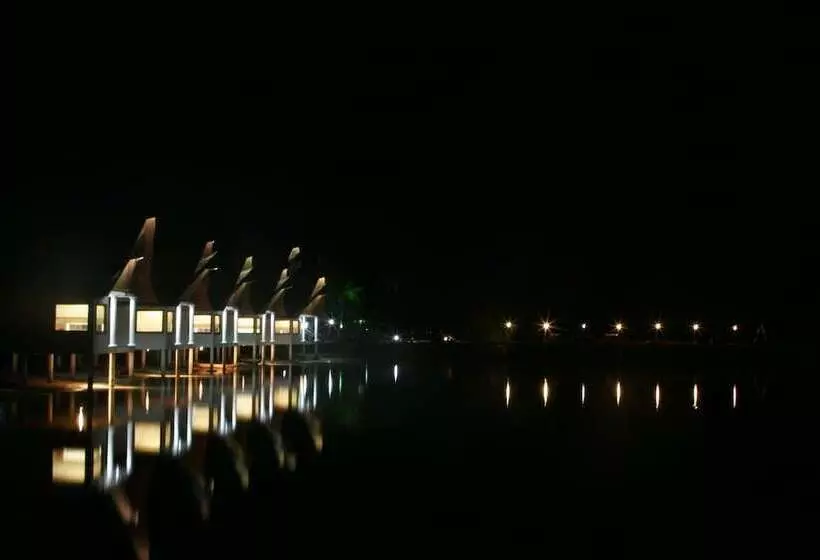 Hotelli Club Tara Island Resort