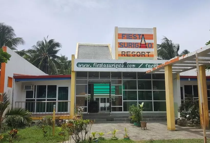 هتل Fiesta Resort