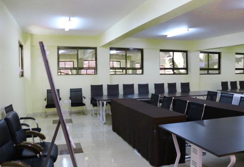 هتل Ufanisi Resort Kisii