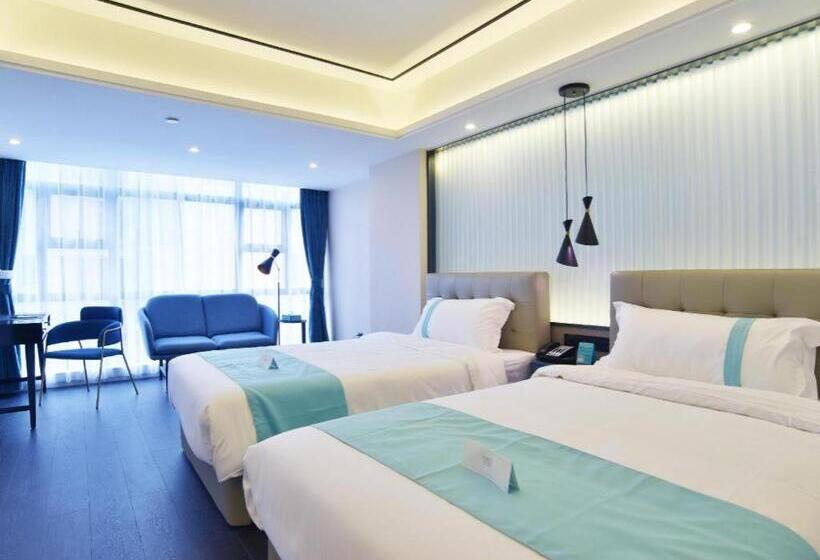 Xana Hotelle Wuhan Lingjiao Lake Wanda Plaza Branch