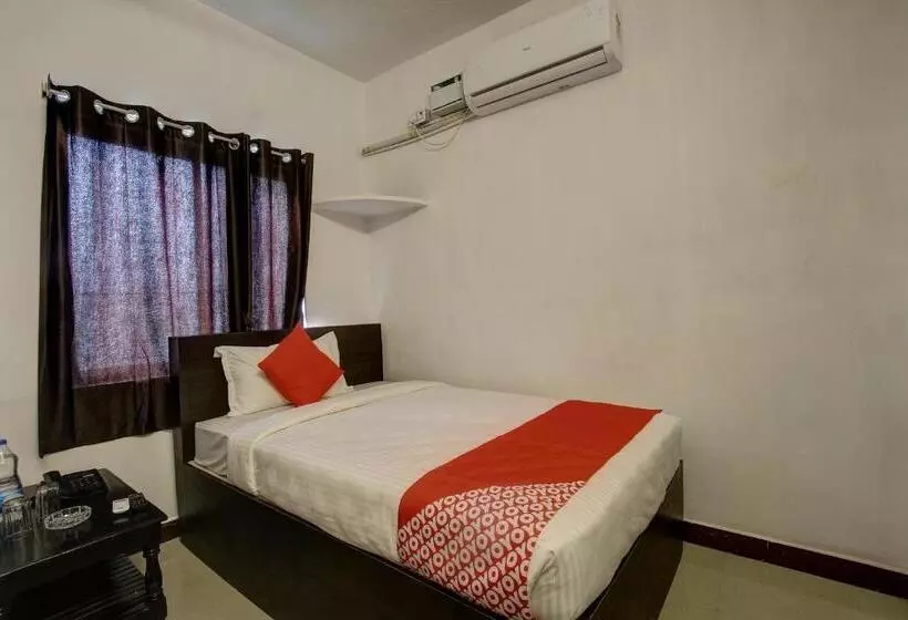 Super Hotel O Roomz