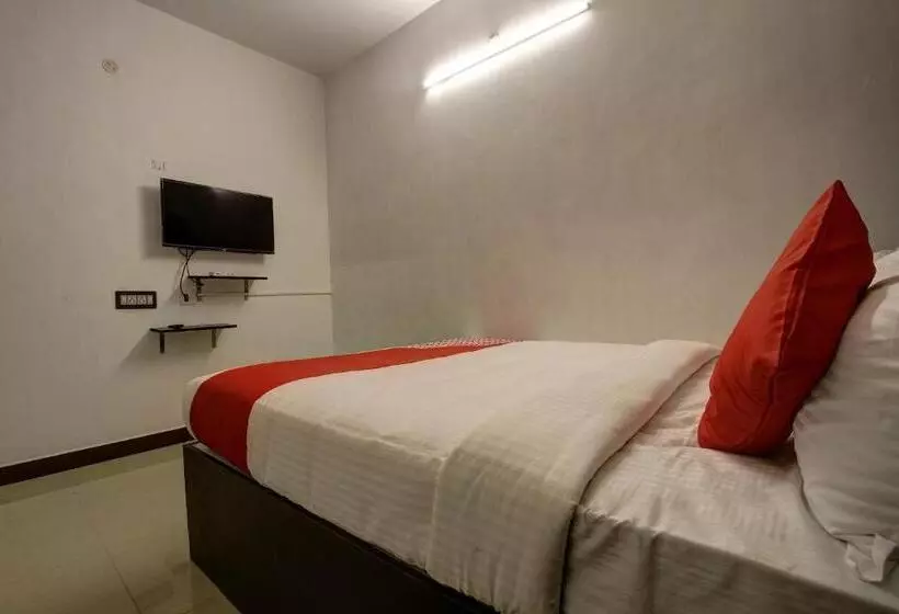 Super Hotel O Roomz