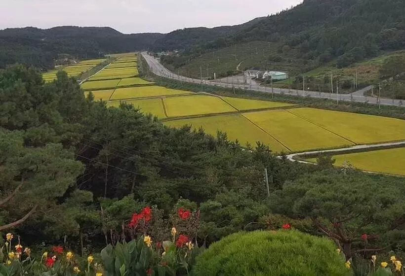 ホテル Golmangtae