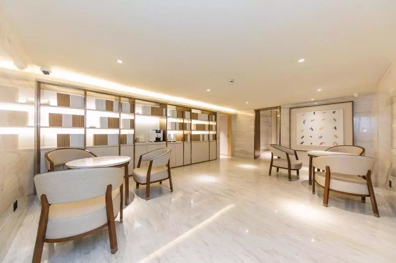 هتل Ji  Shanghai The Bund Jiujiang Road