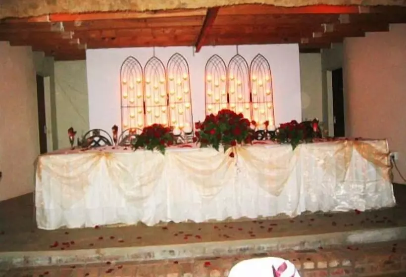 ホテル Komma Nader Gastehuis