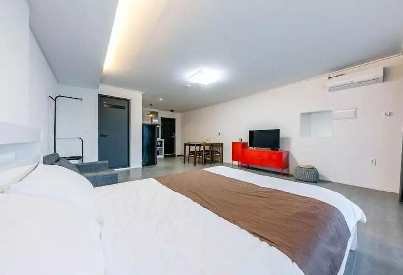 Hotelli Rabbit Star Pension