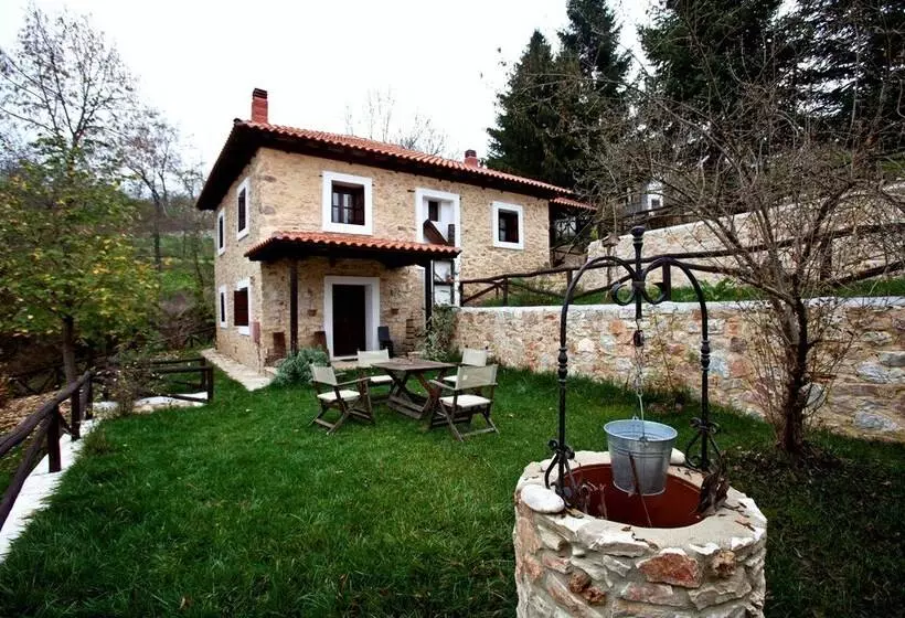 Hotelli To Archontiko Guesthouse Villa