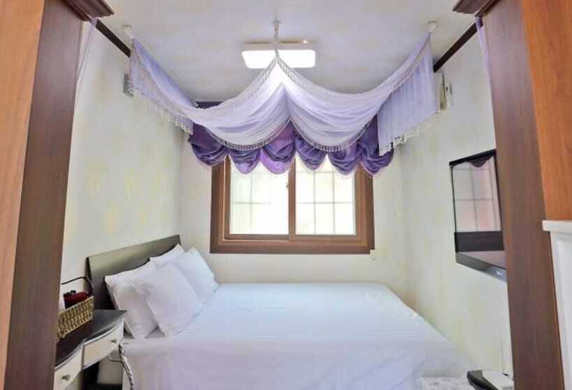 Namhae Eunbit Bada Pension