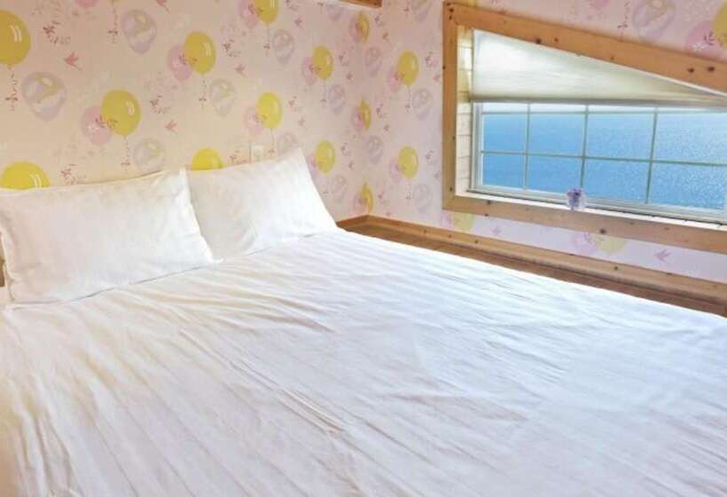 Namhae Eunbit Bada Pension