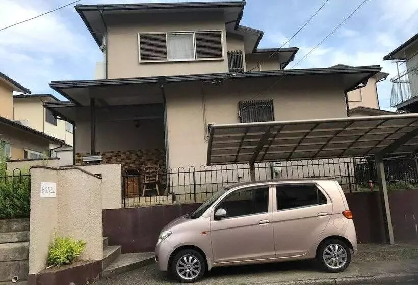 Majatalo Bonel Guest House