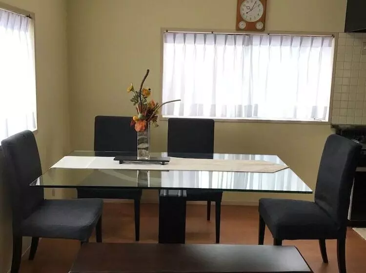 Majatalo Bonel Guest House