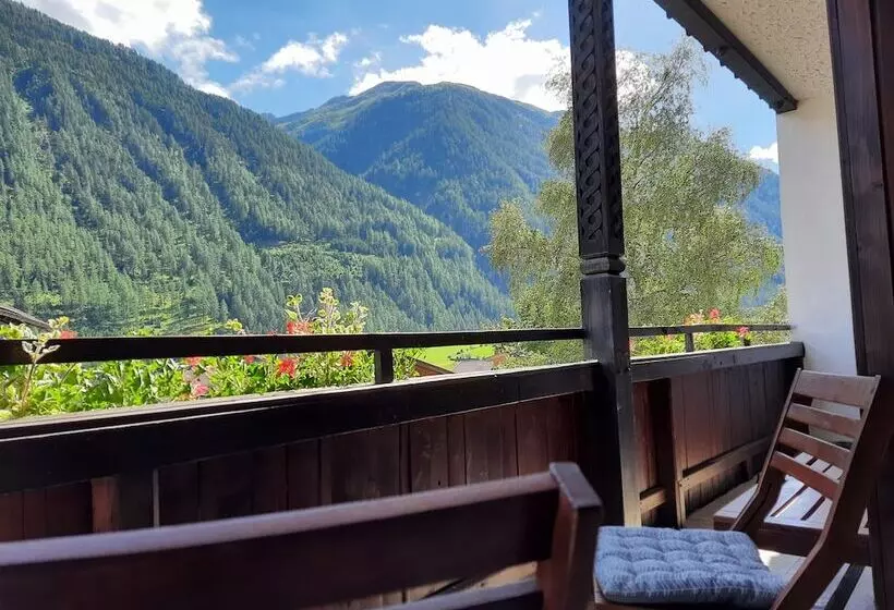 Majatalo Gästehaus Enzian