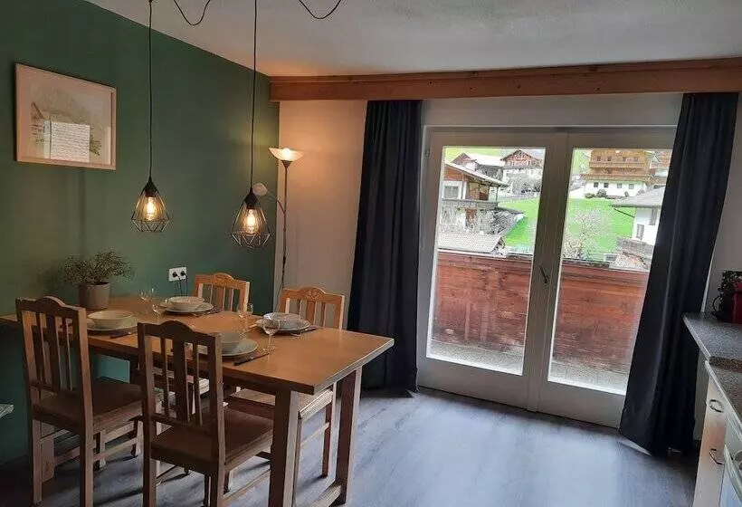 Majatalo Gästehaus Enzian