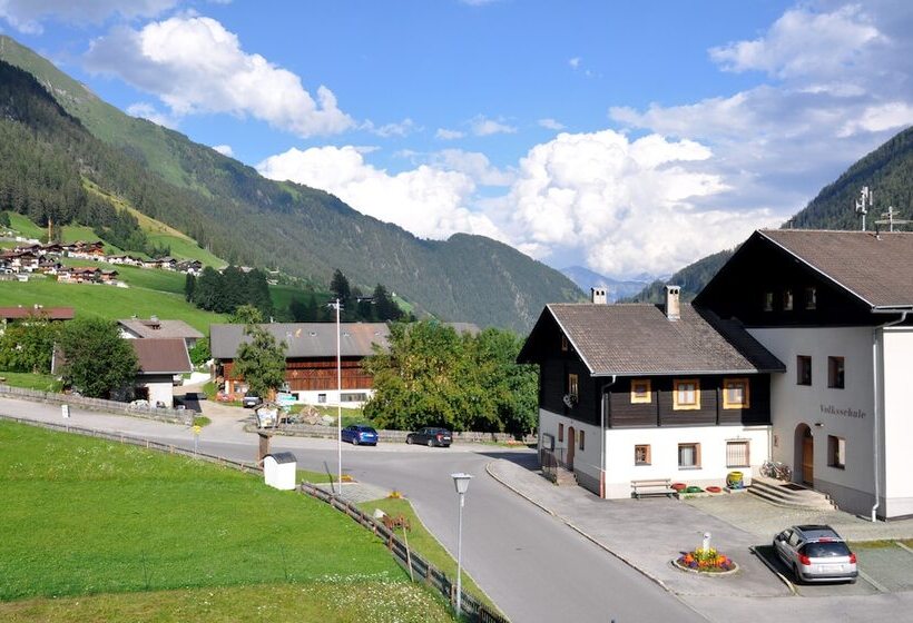 Пансион Gästehaus Enzian