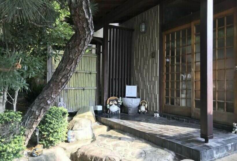 Pension (Hôtel basse catégorie) Ryu