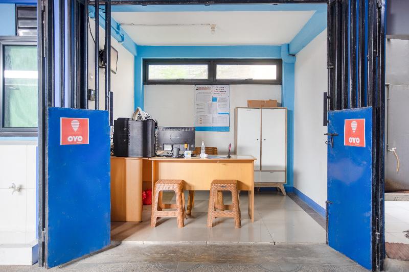 בית מלון כפרי Collection O Tunas Plaza Residence