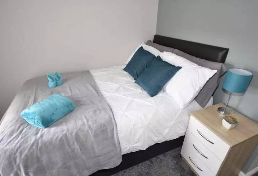 هتل Townhouse @ Penkhull New Road Stoke