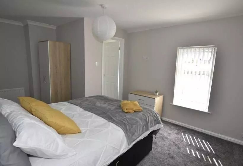 هتل Townhouse @ Penkhull New Road Stoke