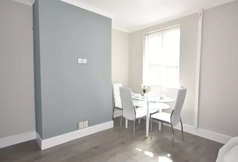 هتل Townhouse @ Penkhull New Road Stoke