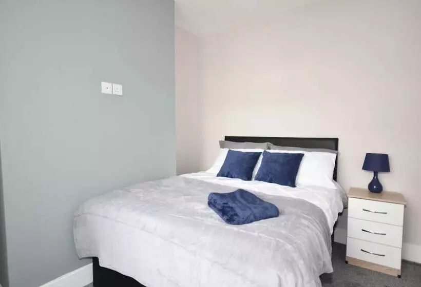هتل Townhouse @ Penkhull New Road Stoke