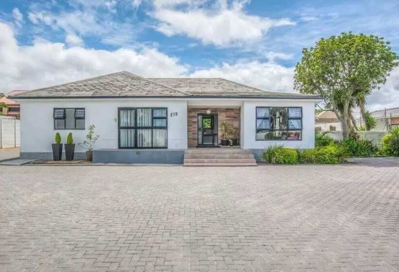 Hotelli Cashmere Suites