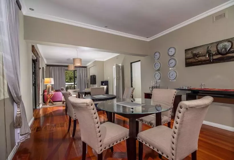 Hotelli Cashmere Suites