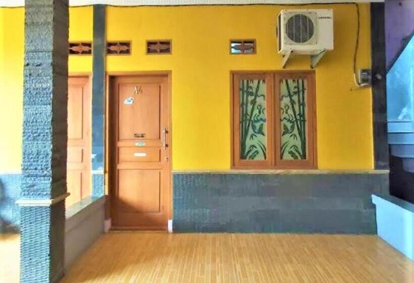 Szálloda Griya Euis Dan Aisha Syariah