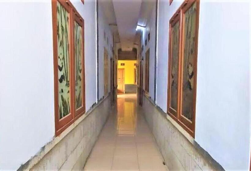 Szálloda Griya Euis Dan Aisha Syariah