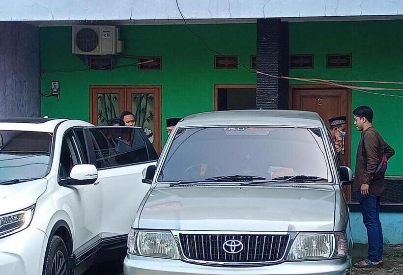 Szálloda Griya Euis Dan Aisha Syariah