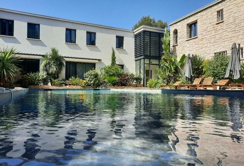 هتل Hpc Suites Parking Gratuit & Piscine Chauffée