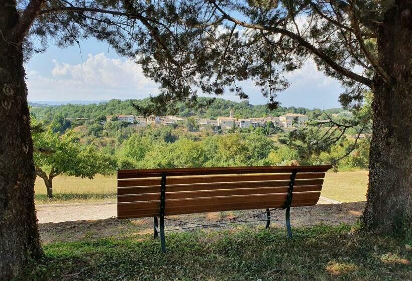 Отель Les Demeures Du Clos