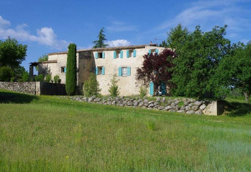 Отель Les Demeures Du Clos