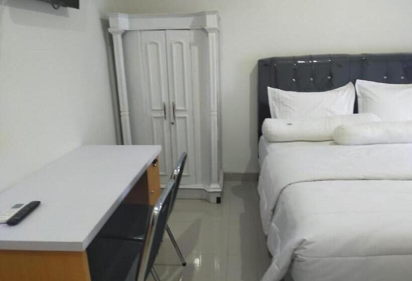 בית מלון כפרי Reddoorz Near Palembang Airport 2