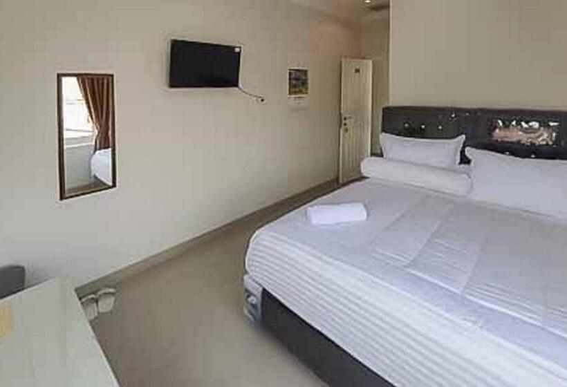 בית מלון כפרי Reddoorz Near Palembang Airport 2