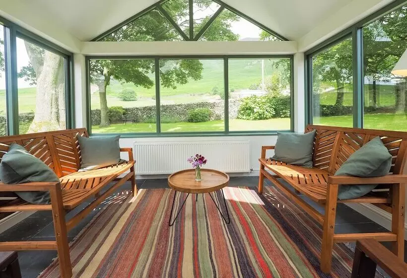 Hotelli Wayside Cottage